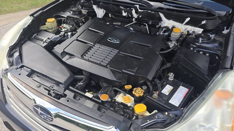 Subaru OUTBACK Vehicle Image 14