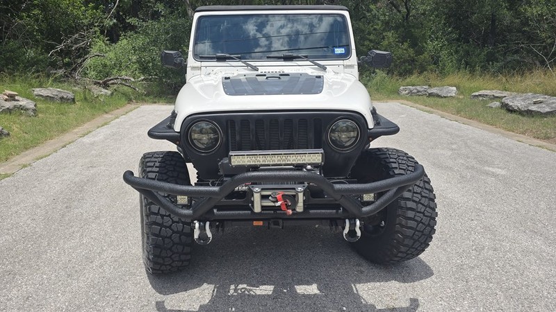 Jeep WRANGLER / TJ Vehicle Image 9