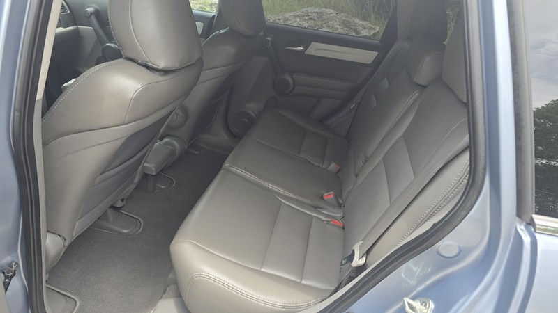 Honda CR-V Vehicle Image 11