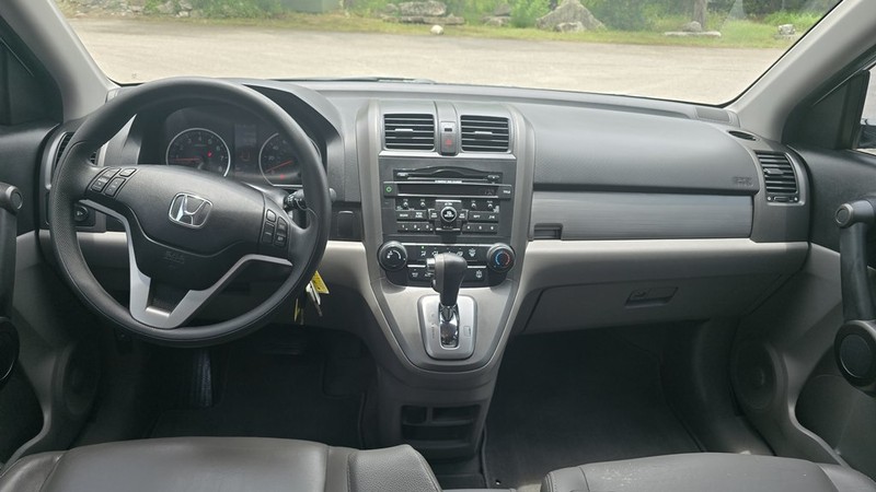Honda CR-V Vehicle Image 12