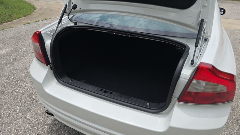 Volvo S80 Vehicle Image 13