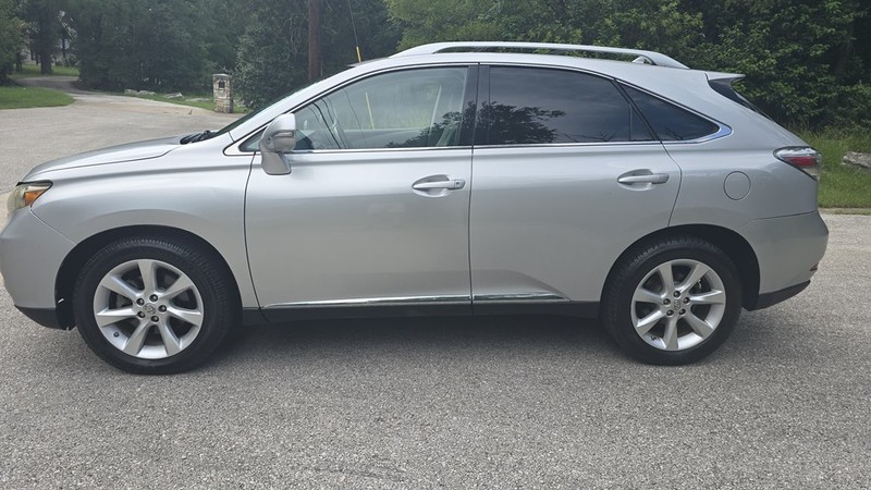 Lexus RX Vehicle Image 3