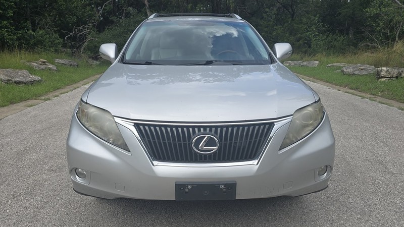 Lexus RX Vehicle Image 9