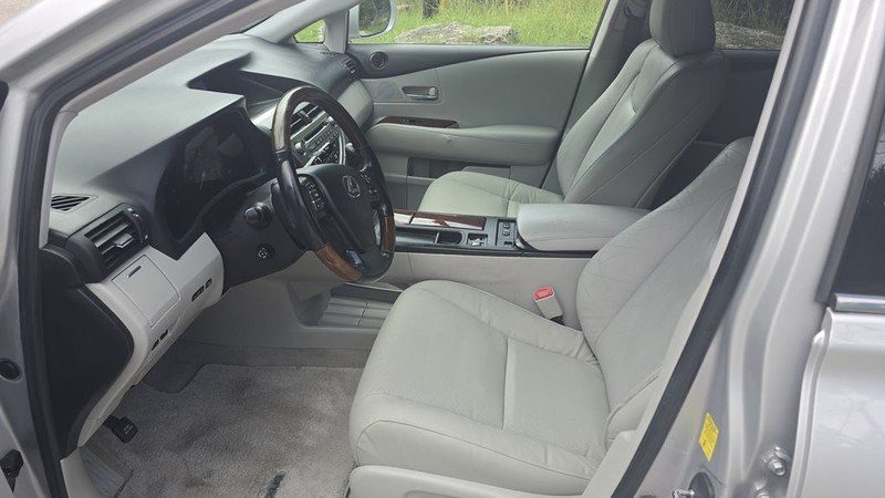 Lexus RX Vehicle Image 10