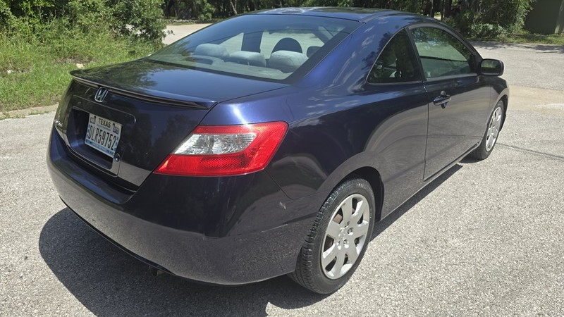 Honda CIVIC Vehicle Image 6