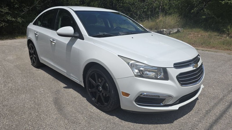 Chevrolet CRUZE LIMITED Vehicle Image 7