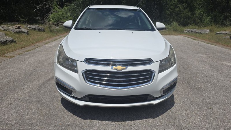 Chevrolet CRUZE LIMITED Vehicle Image 8