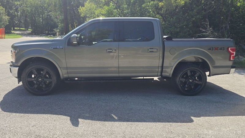 Ford F-150 Vehicle Image 2