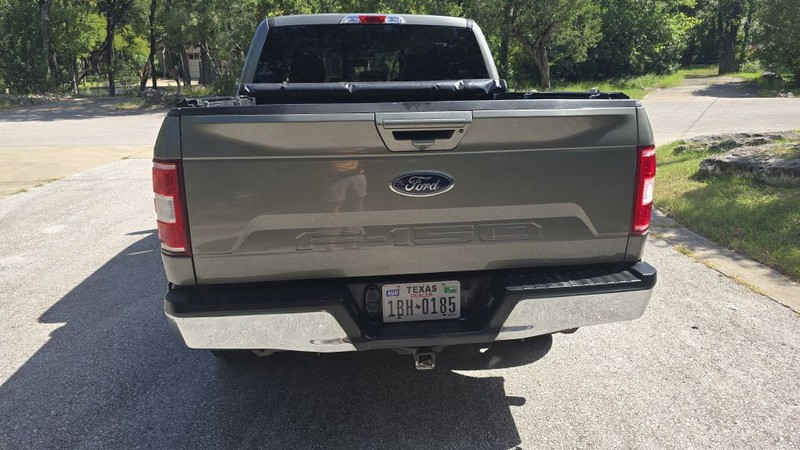 Ford F-150 Vehicle Image 4