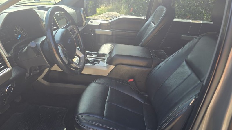 Ford F-150 Vehicle Image 9