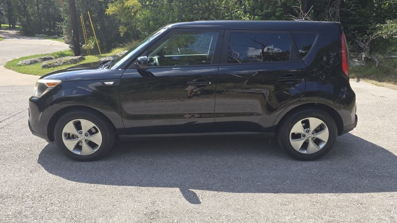Kia SOUL Vehicle Image 2