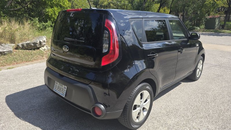 Kia SOUL Vehicle Image 5