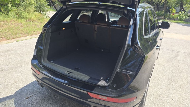 Audi Q5 Vehicle Image 12