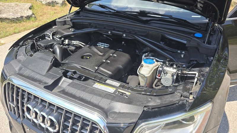 Audi Q5 Vehicle Image 13