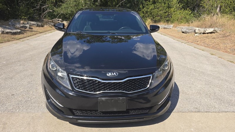 Kia OPTIMA Vehicle Image 9