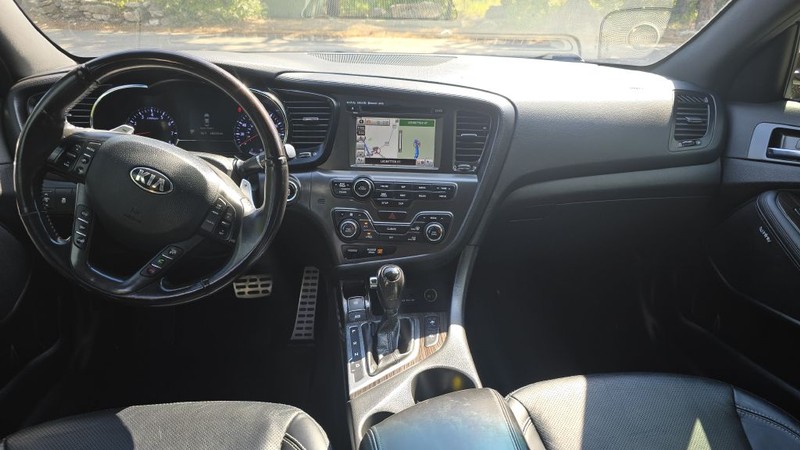 Kia OPTIMA Vehicle Image 12