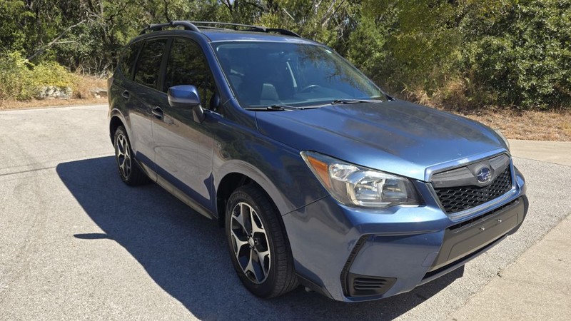 Subaru FORESTER Vehicle Image 8