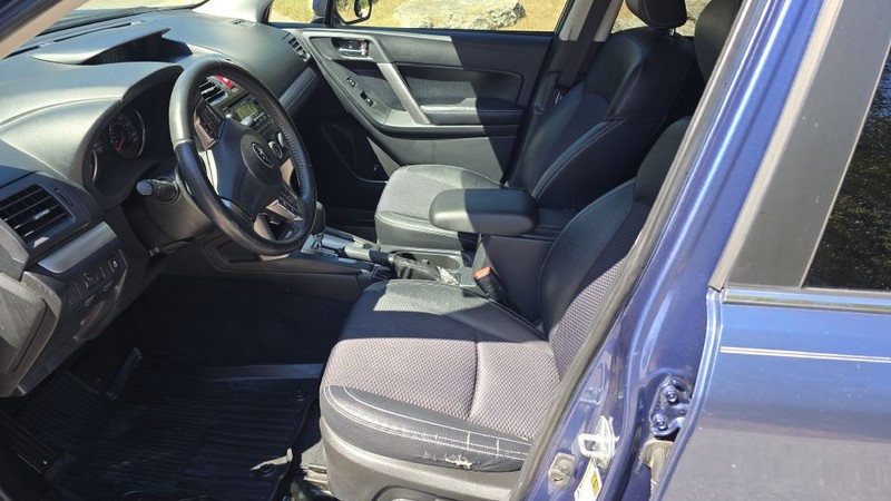 Subaru FORESTER Vehicle Image 10
