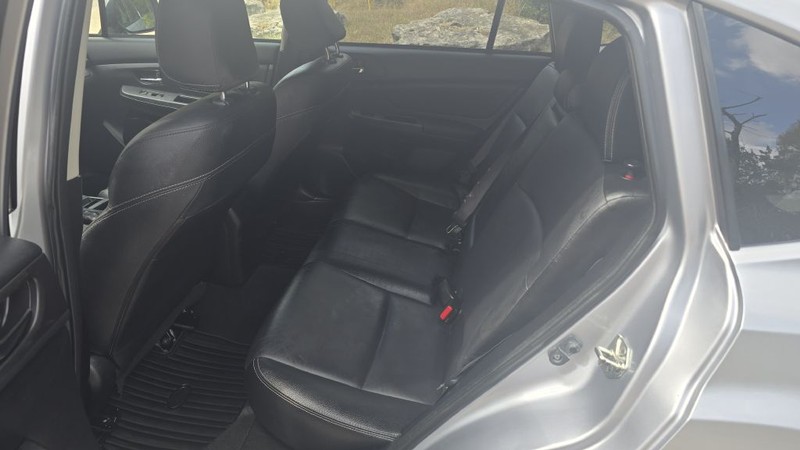 Subaru XV CROSSTREK Vehicle Image 11