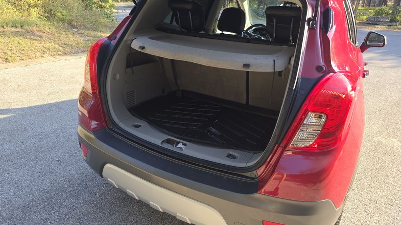 Buick Encore Vehicle Image 13