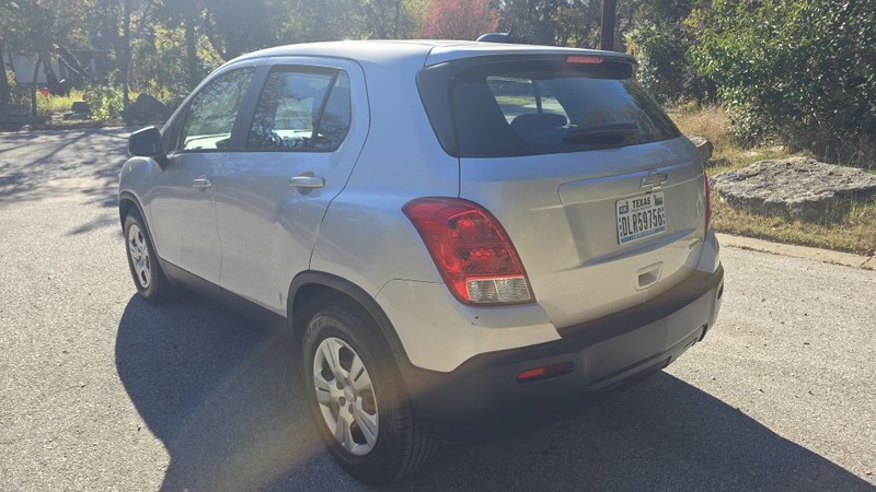 Chevrolet Trax Vehicle Image 4