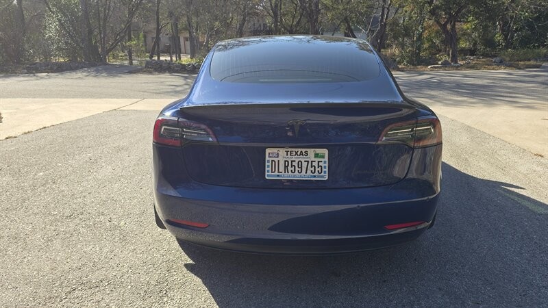 Tesla Model 3 Standard Range Plus Vehicle Image 5