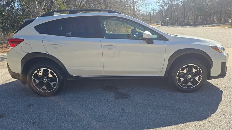 Subaru Crosstrek Vehicle Image 7