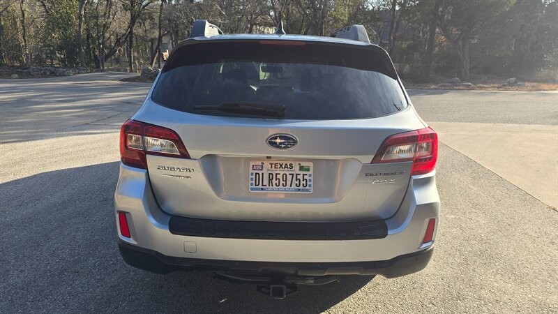 Subaru Outback Vehicle Image 5