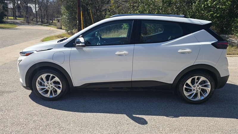 Chevrolet Bolt EUV Vehicle Image 3