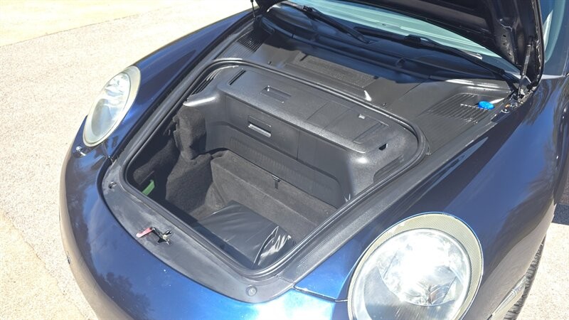 Porsche 911 Vehicle Image 13