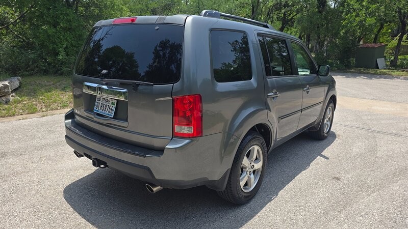 Honda Pilot Vehicle Image 6