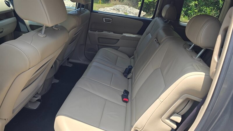Honda Pilot Vehicle Image 11