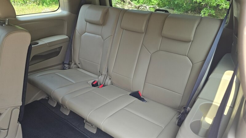 Honda Pilot Vehicle Image 12