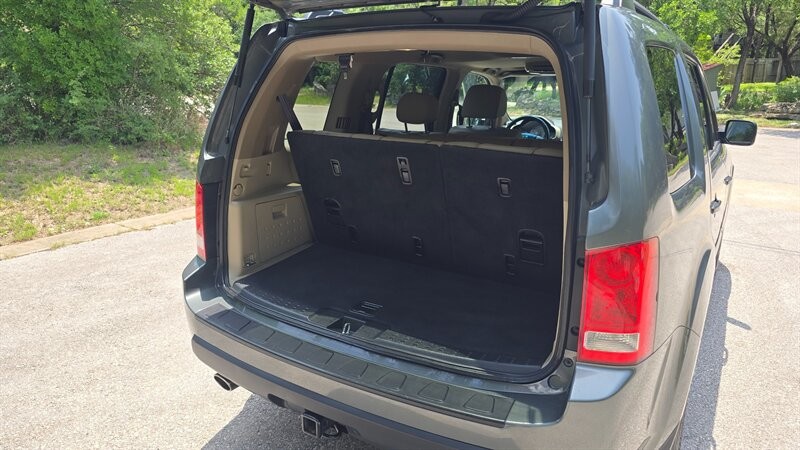 Honda Pilot Vehicle Image 15