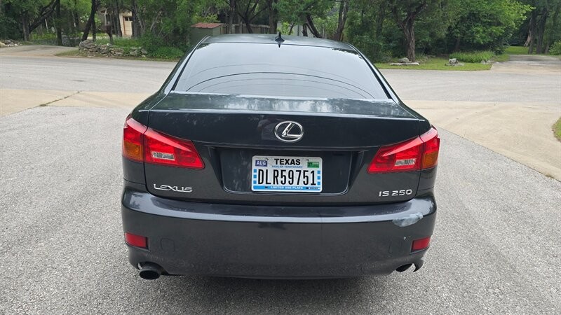 Lexus IS 250 Vehicle Image 5