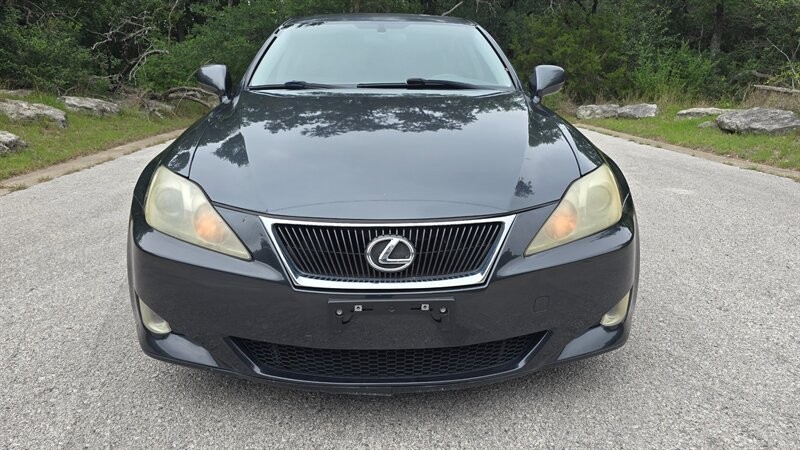 Lexus IS 250 Vehicle Image 9