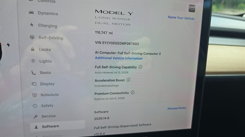 Tesla Model Y Vehicle Image 15