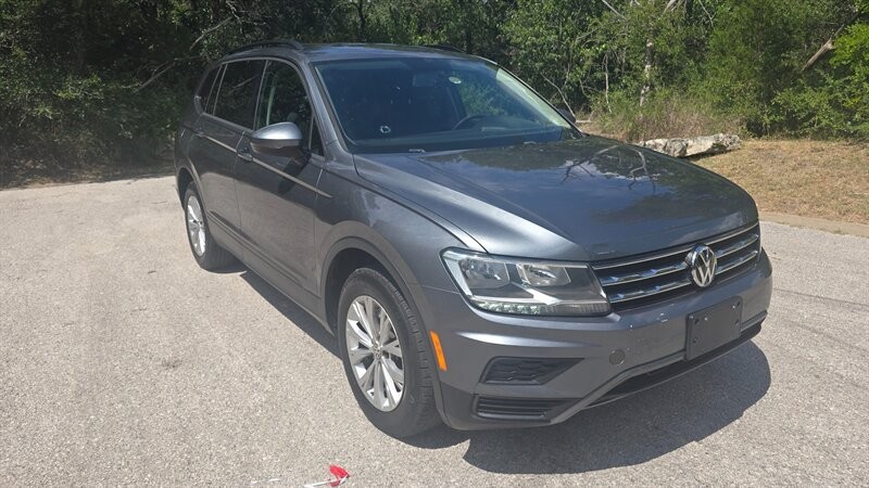 Volkswagen Tiguan Vehicle Image 7