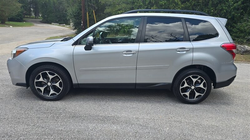 Subaru Forester Vehicle Image 2