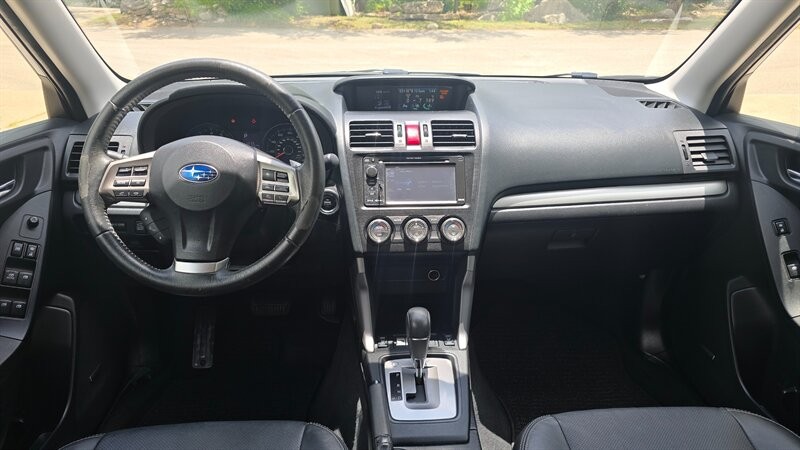 Subaru Forester Vehicle Image 11