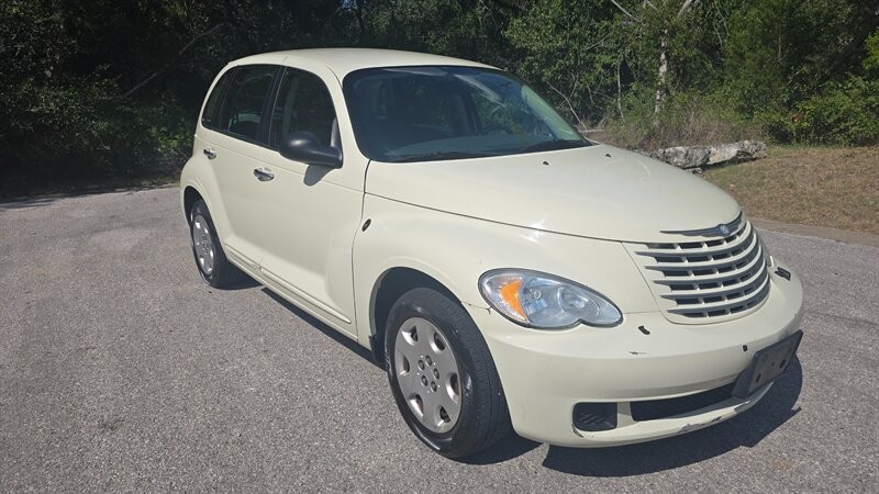 Chrysler PT Cruiser Vehicle Image 7