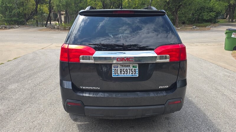 GMC Terrain Vehicle Image 4
