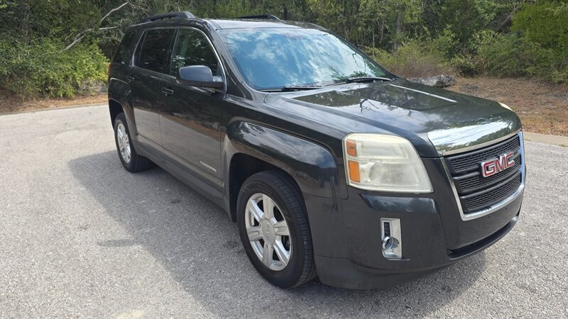 GMC Terrain Vehicle Image 7