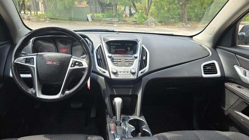 GMC Terrain Vehicle Image 11