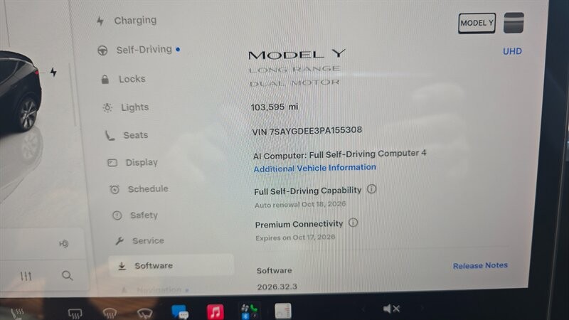 Tesla Model Y Vehicle Image 14