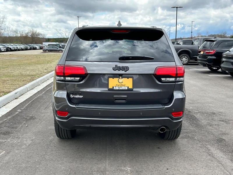 Jeep Grand Cherokee Vehicle Full-screen Gallery Image 6