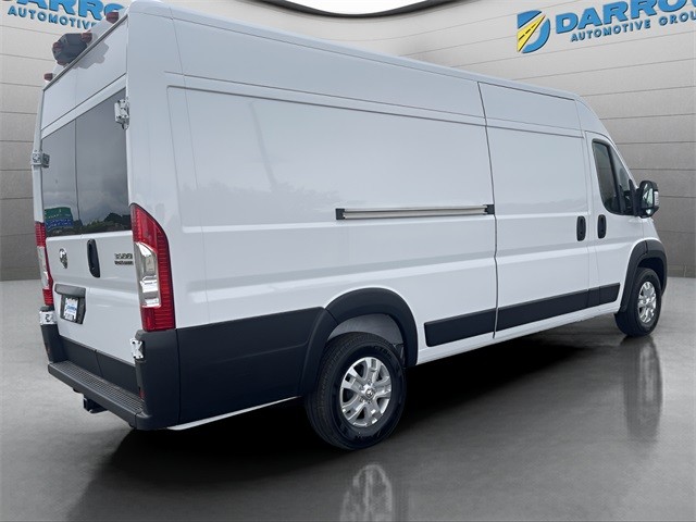 Ram ProMaster Cargo Van Vehicle Full-screen Gallery Image 6