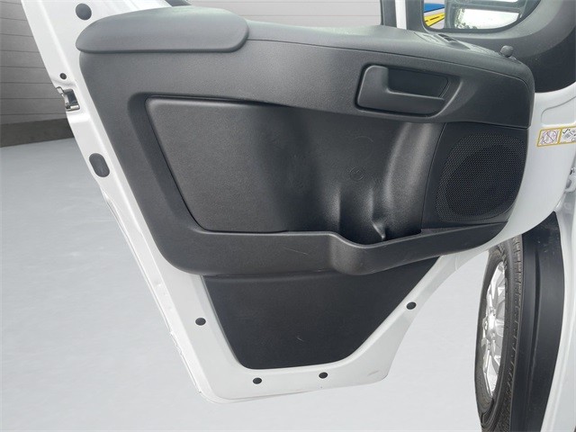 Ram ProMaster Cargo Van Vehicle Full-screen Gallery Image 13