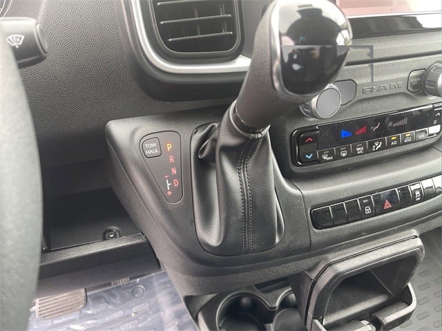 Ram ProMaster Cargo Van Vehicle Full-screen Gallery Image 23