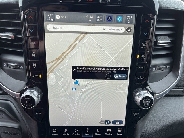 Ram 2500 Vehicle Full-screen Gallery Image 22